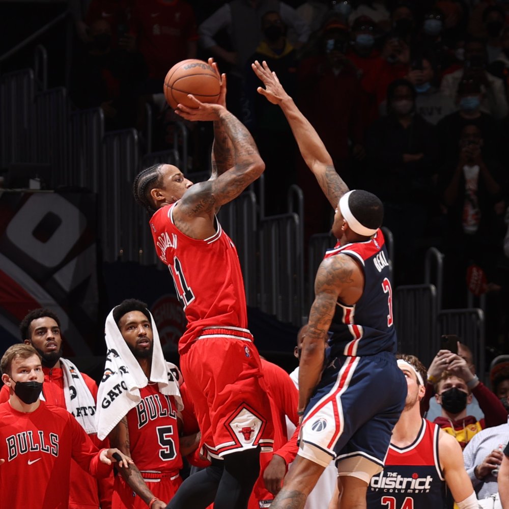 亚冠赛程吃紧，费耶诺德冲刺阶段绝杀压哨，震撼外界，阵容厚度经受考验(斯菲亚雷德王)-九游