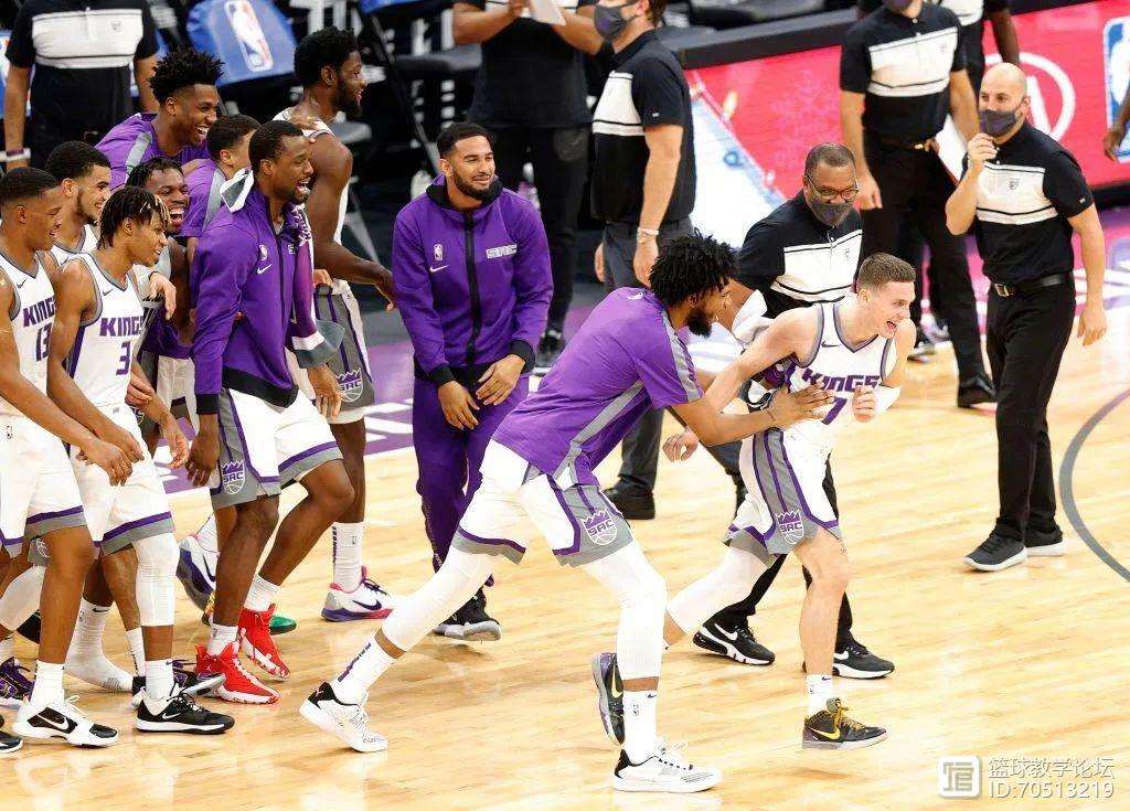 亚冠赛程吃紧，费耶诺德冲刺阶段绝杀压哨，震撼外界，阵容厚度经受考验(斯菲亚雷德王)