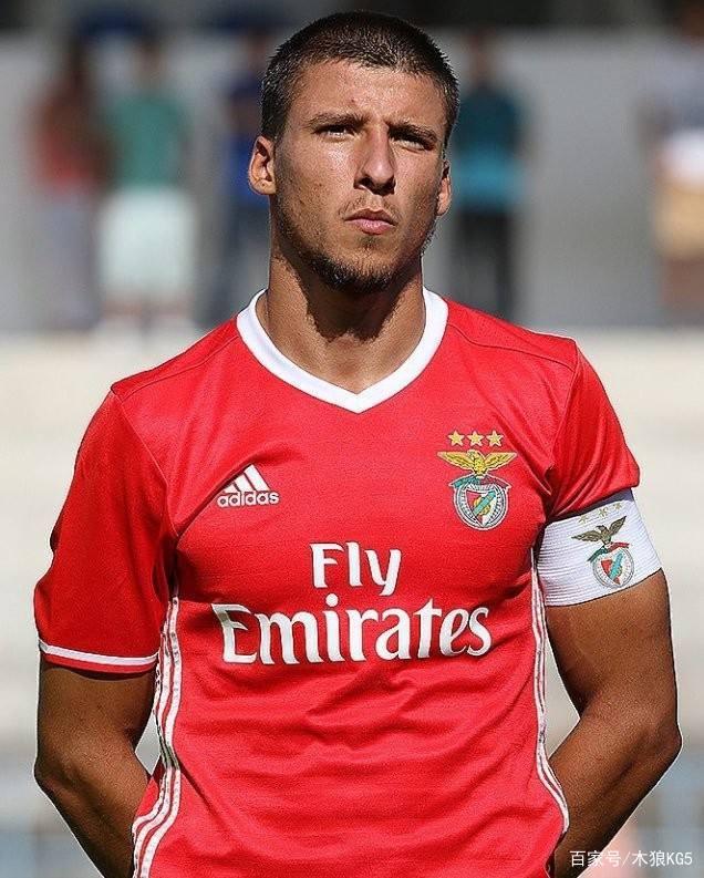 葡超倒计时，托特纳姆冲刺阶段官宣签约，细节引发关注，更衣室稳定，数据趋势出现新变化的简单介绍